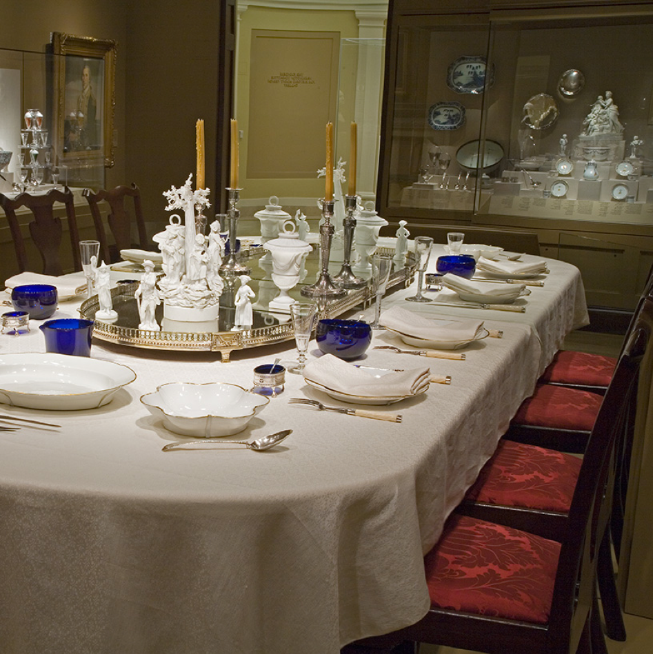 A table set for a presidential dinner.