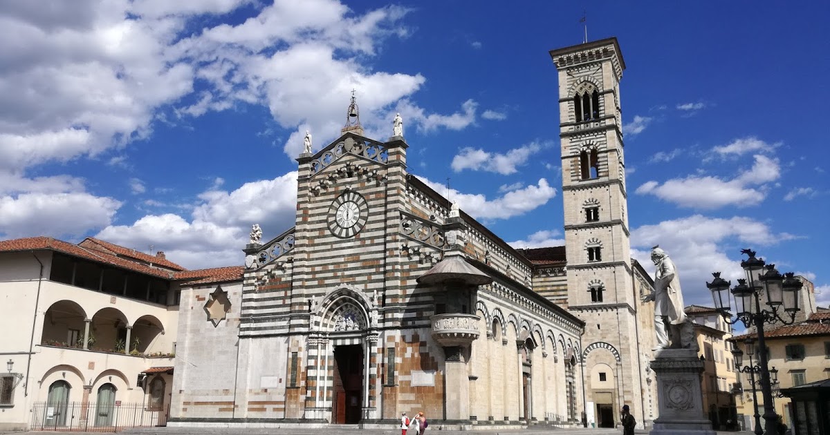 The Prato Cathedral. 